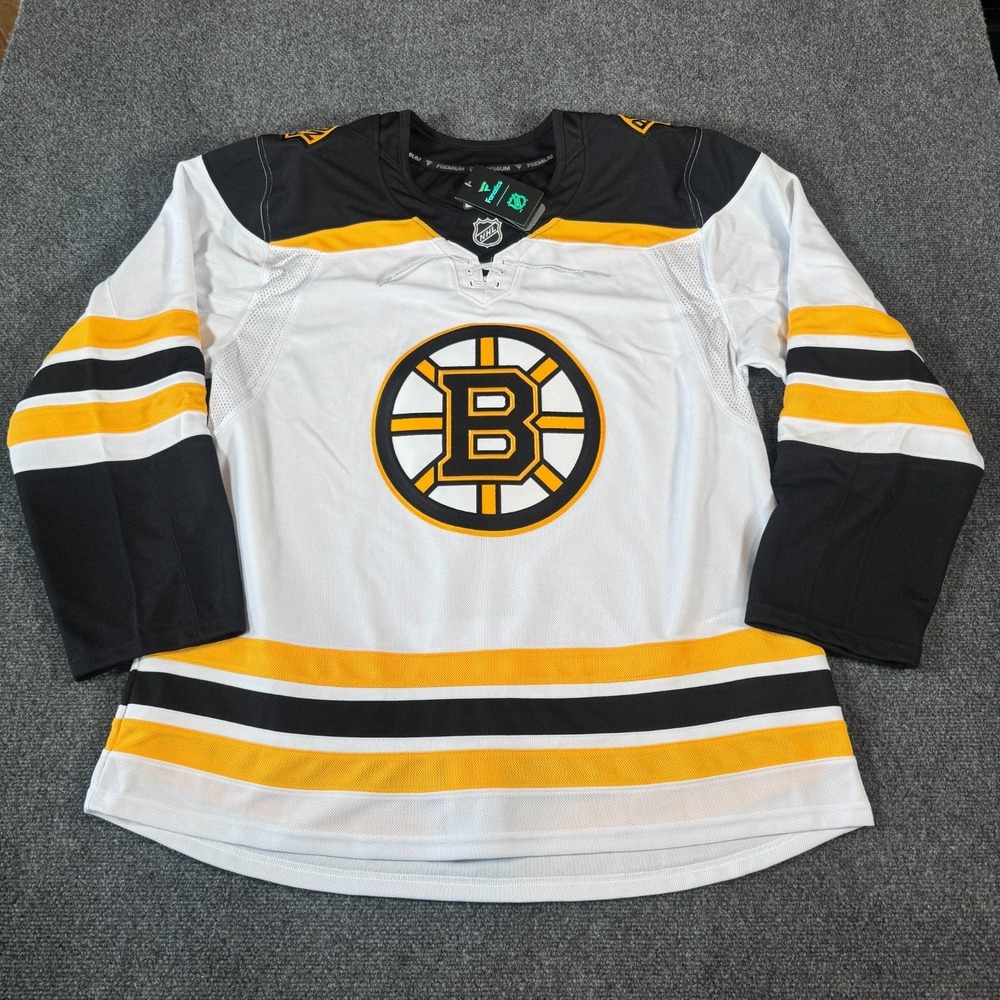 Boston Bruins Fanatics Premium Jersey W/ Fighting Strap White Size 50 Medium NEW